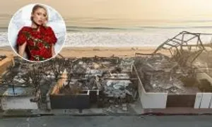 Paris Hilton thăm lại ngôi nhà bị thiêu rụi do cháy rừng Paris Hilton thăm lại ngôi nhà bị thiêu rụi do cháy rừng
